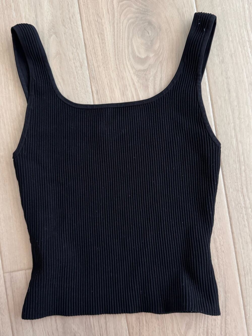 Babaton Black Ribbed Tank
